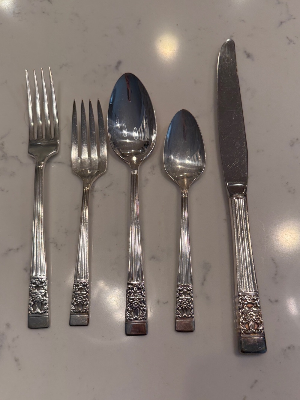 Coronation by Communityy Oneida 5-piece Place Setting Set of 8